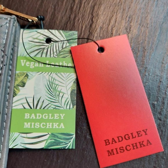 47. Badgley Mischka Crossbody Bag - Picture 7 of 11